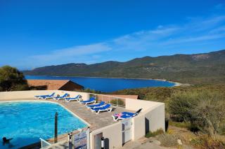 new 2026 F2 pour 4 à 5 personnes tout équipé dans résidence piscine et mer - 1