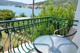 Schöne Wohnung In Poljica Mit Privatem Parkplatz - 8