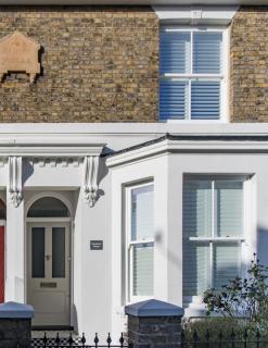 Penshurst House by Keepers Cottages - 6