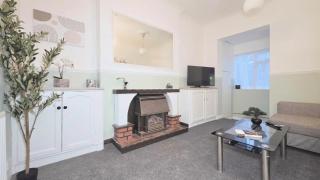 Warm 2 Beds flat for 6 in Shepherd's Bush - 2