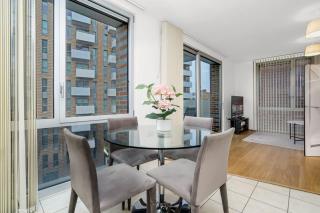 Exclusive 2 Bedroom Flat in Queens Park! - 6