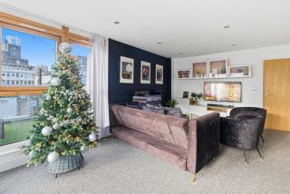 Penthouse Noir - Wyndale Living - Central BHam 2BR - 0