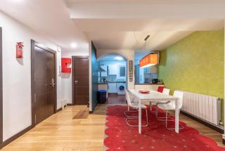 Tranquilo con Wifi y cercano al metro - 7