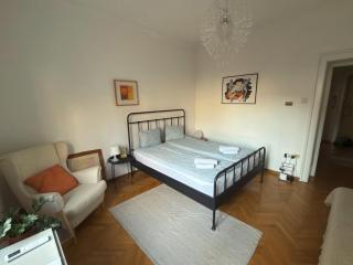 Blaggy Apartment - 9