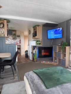 SANDY BAY STAYOVER - 9