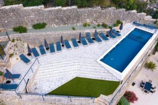 Mare Sano 2 Bedroom Apartment #9 with Pool - 1