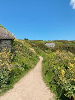 Homely Cottage & Garden nr Praa Sands & Marazion - 9