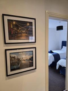 City Centre 3BR WiFi & Parking For Contractors & Families - 8