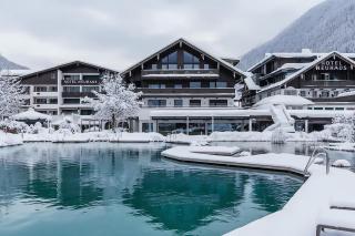 Neuhaus Zillertal Resort - 1