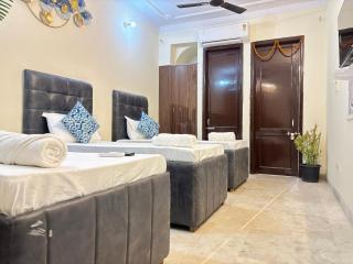 Hotel Fortune Home Ansal Golf Link 1 - 6