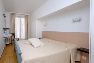 Sea View 02-04 2 - 1