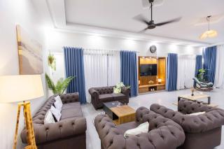 The Coastal Pearl - 9