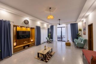 The Coastal Pearl - 8