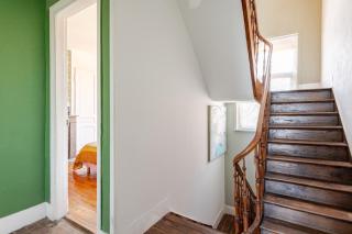 Jolie Maison en Bois Authentique - 9