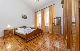 Жилянська 7 НСК Олімпійський - 7