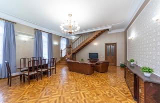 Жилянська 7 НСК Олімпійський - 3