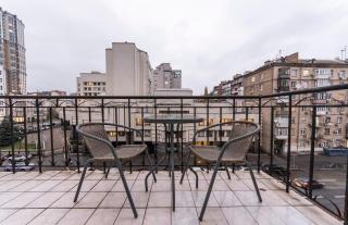 Жилянська 7 НСК Олімпійський - 5