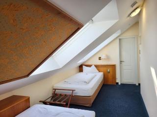 Hotel Ochsen Stuttgart - 2
