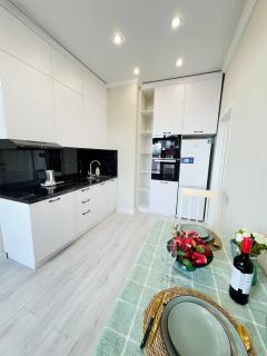 Своя терасса с видом на горы - 6