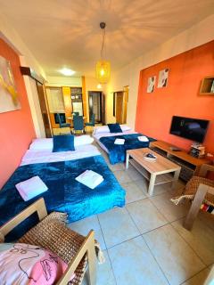 Finikoudes Fabulous Apartment - Larnaca - 2