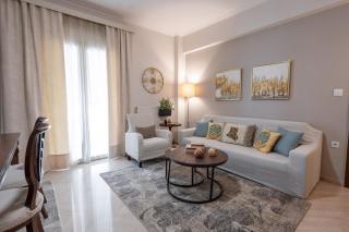 To Spitiko Larisa - 9