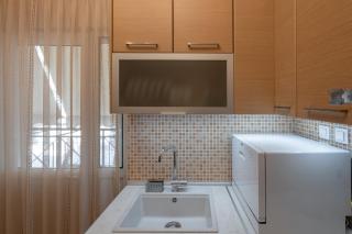 To Spitiko Larisa - 5