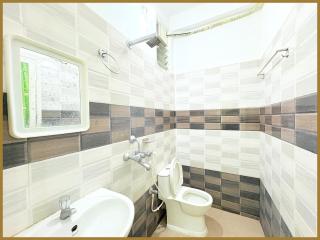 Baliapand Road NewParwati Palace Inn- #Fully Air Condition with All Luxury Luxuary Rooms #Balcony Free Wifi # Parking & Lift Facilities- Best Luxuary Hotel In Puri - 7