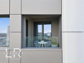 SKYPARK Elite Suite, City View ,FREE PARKING - 2