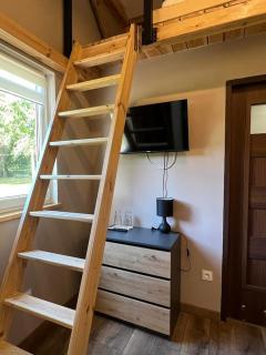 Pokój z antresolą i łazienką - 4