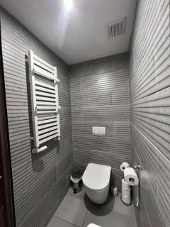 Pokój z antresolą i łazienką - 3