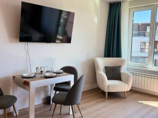 SkyWay by NightSpace- Modern City Apartment - 5