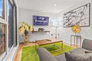 Stunning Split Floor Flat by Manchester Victoria - Pass the Keys - 9