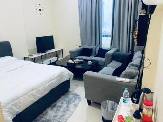 Rest House Hostel - Abu Dhabi - 4