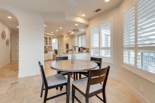 Luxury Pilot Hill Estate on an 800-Acre Vineyard - 4