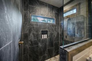 Stayhocha Top Shelf Heated Pool, Hot Tub, Views - 9