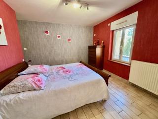 La Coccinelle- Gîte familial, Spa & Sauna - 1