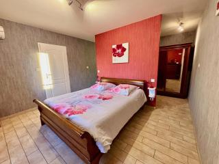 La Coccinelle- Gîte familial, Spa & Sauna - 1