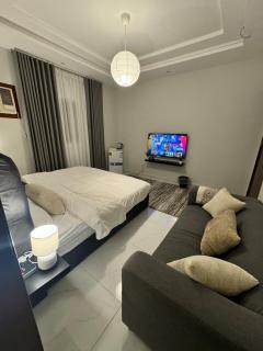 Studio with full services - 0