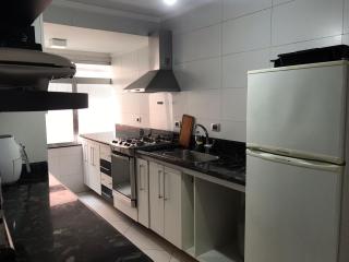 Apartamento aconchegante na praia da Enseada - 4