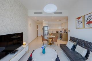 Burj Royale - Classic One Bedroom in Downtown - 2