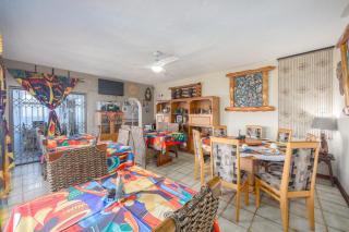 Beachcomber Bay Guest House In South Africa - 4