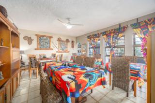 Beachcomber Bay Guest House In South Africa - 3