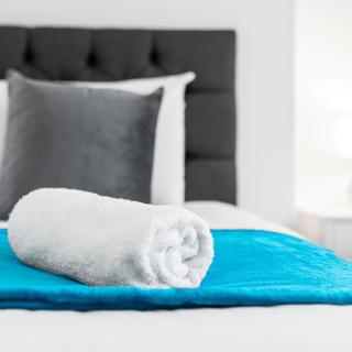 Two Bedroom House - Courtyard - Parking - Harborne 62W - 6