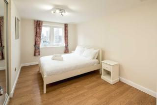 2BD Riverside Views and Comfort - 6