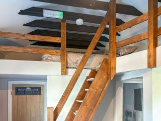 The Old Weighbridge - 3