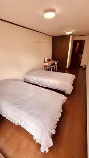 About 10 minutes to Fukuoka University Station 20 minutes to Tenjin hakata by subway - 5