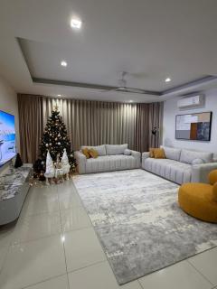 Luxury 5 bedroom villa Laguna Park - 9