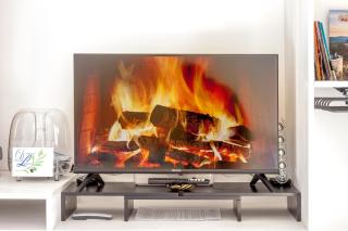 Domaine Des Lucques B&B with Private Infinity Pool & Grand Olive Grove - 4