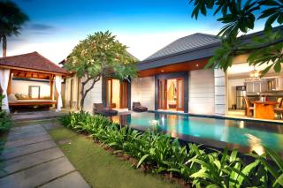 The Banyumas Suite Villa Legian - Legian - 8