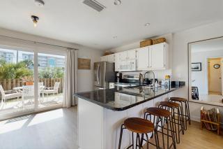 Island Gardens 102 - 4